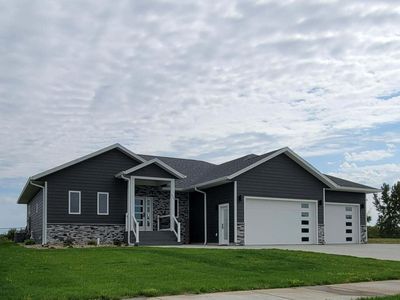 5724 Island Ct