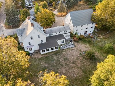 32 Maple Street