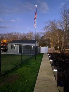 6344 Monmouth Dr