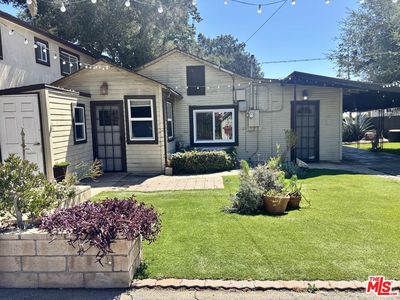 2717 Los Robles Rd