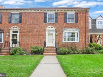 360 Perry Cabin Dr
