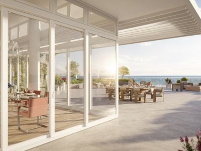 392 OCEAN BLDG 392 #1502