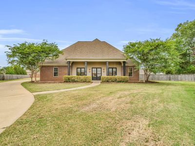 109 Francis Ln
