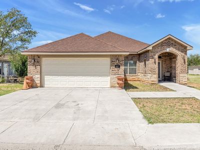 1207 S Alice Ave #B