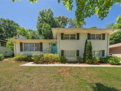 4090 Deerwood Pkwy SE