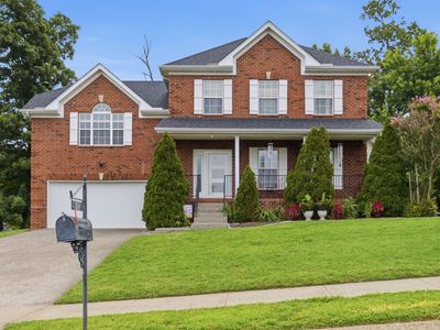 102 Bartlett Ln