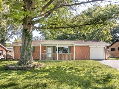 916 Peony Dr