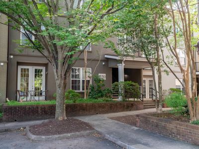 Property at 720 Walker Sq APT 3B, Charlottesville, VA