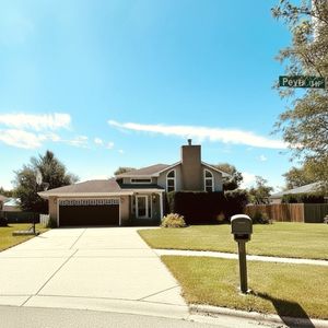 6448 Peyla Ln