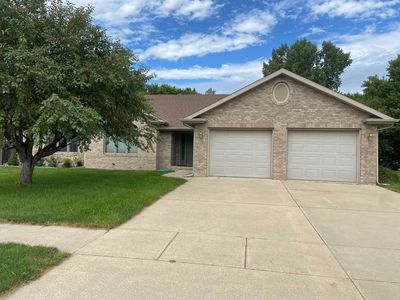 1411 Andrews Dr
