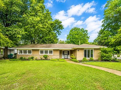 219 N Rose Rd