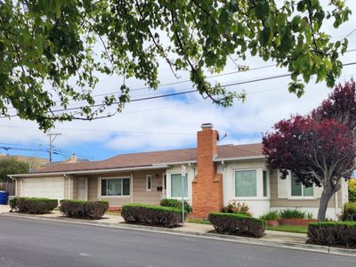 100 Eucalyptus Ave