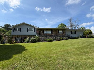 4108 Forest Plaza Dr