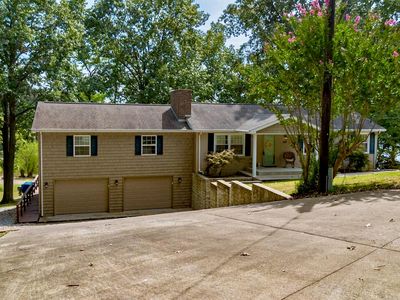 230 Cherokee Loop