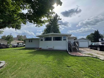 1103 Adams Ave