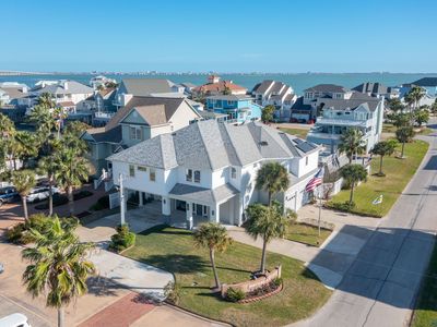 923 Short Reach Dr