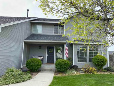 2029 Carey Pl