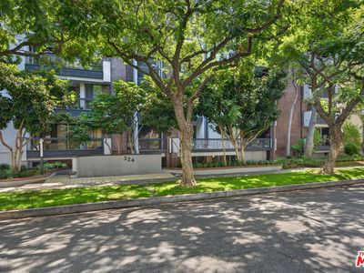 324 N Palm Dr Unit 404