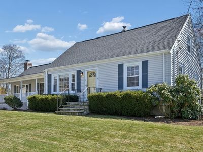 5 Barker Ln