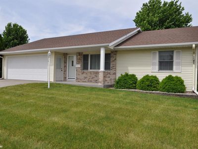 1609 Edgewood Dr