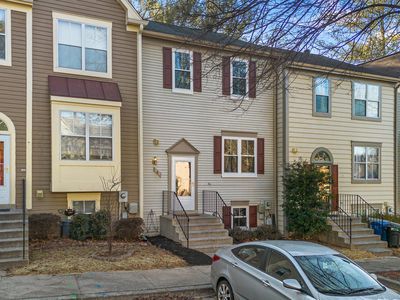 6 Lake Park Ct #933