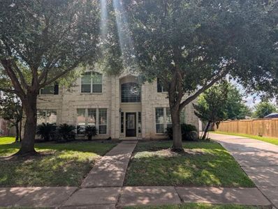 1918 Rustic Oak Ln