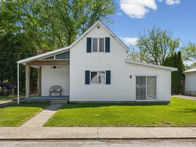 59 W White St