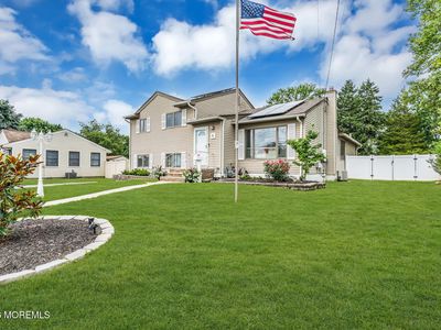 5 Forsgate Drive