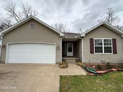 1243 E Centennial Ave