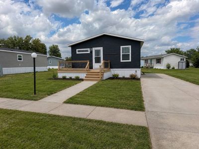 Property at 110 Crestview Dr #Le, Le Mars, IA