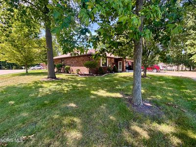 Property at 601 Wood Cree Ct, Defiance, OH
