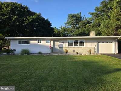 32 El Ray St
