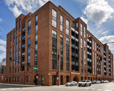 305 S Racine Ave #2A