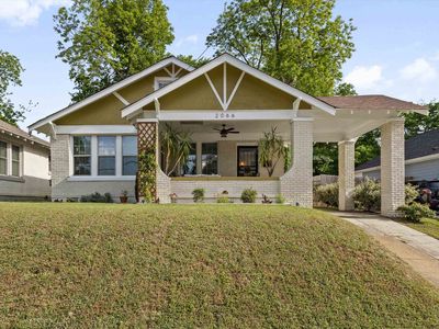 2066 E McLemore Ave