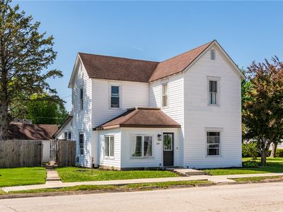207 W North St