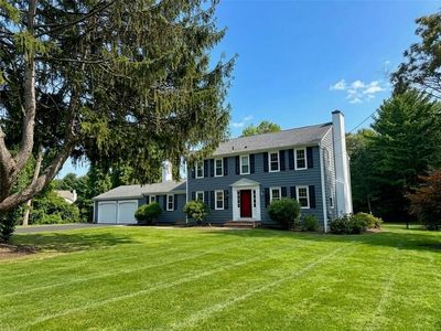 12 Tall Pine Dr