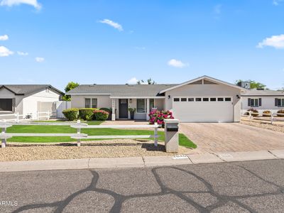 3840 E MULBERRY Drive
