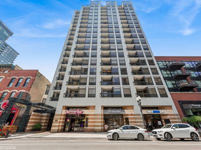 1212 N Wells St APT 803