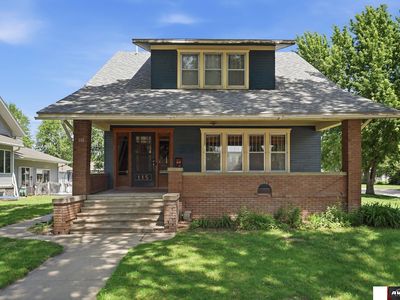 115 E 7th St