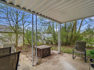 818 Brookwood Dr