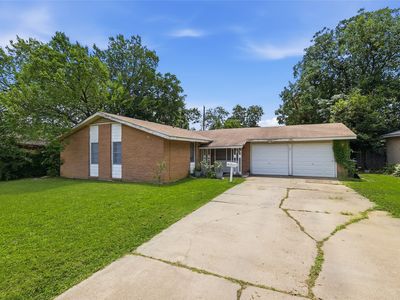 Property at 2006 Exeter St, Irving, TX