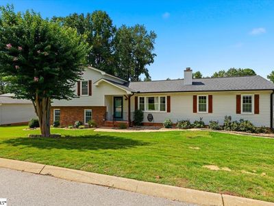 302 Waterbury Ct