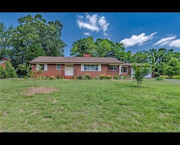 Property at 246 Fairview Ave, Mount Airy, NC