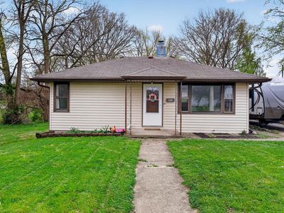1961 Maple Ave