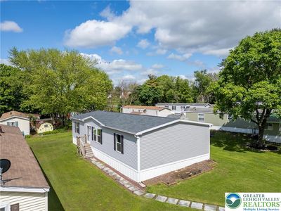 5768 Pfeiffer Cir