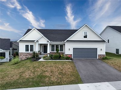 4 Black Wood Cir