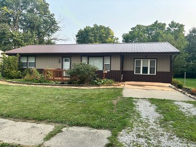 Property at 325 W 3rd St, Lamoni, IA
