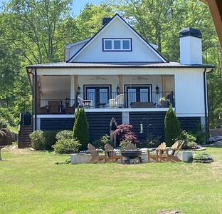111 Pinewood Dr