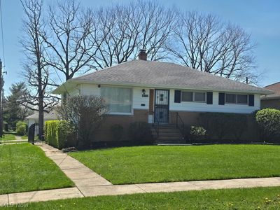 Property at 16112 Rowena Ave, Maple Hts, OH