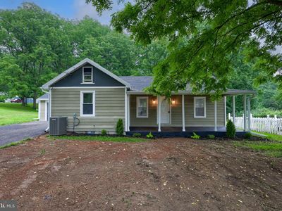 1384 Round Top Rd